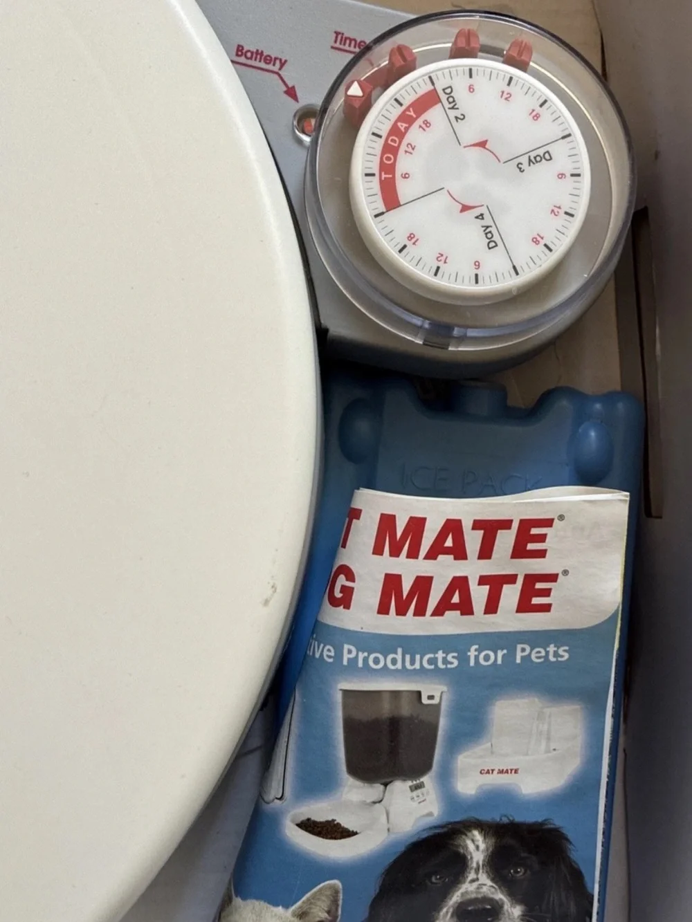 Cat Mate Automatic Pet Feeder - White